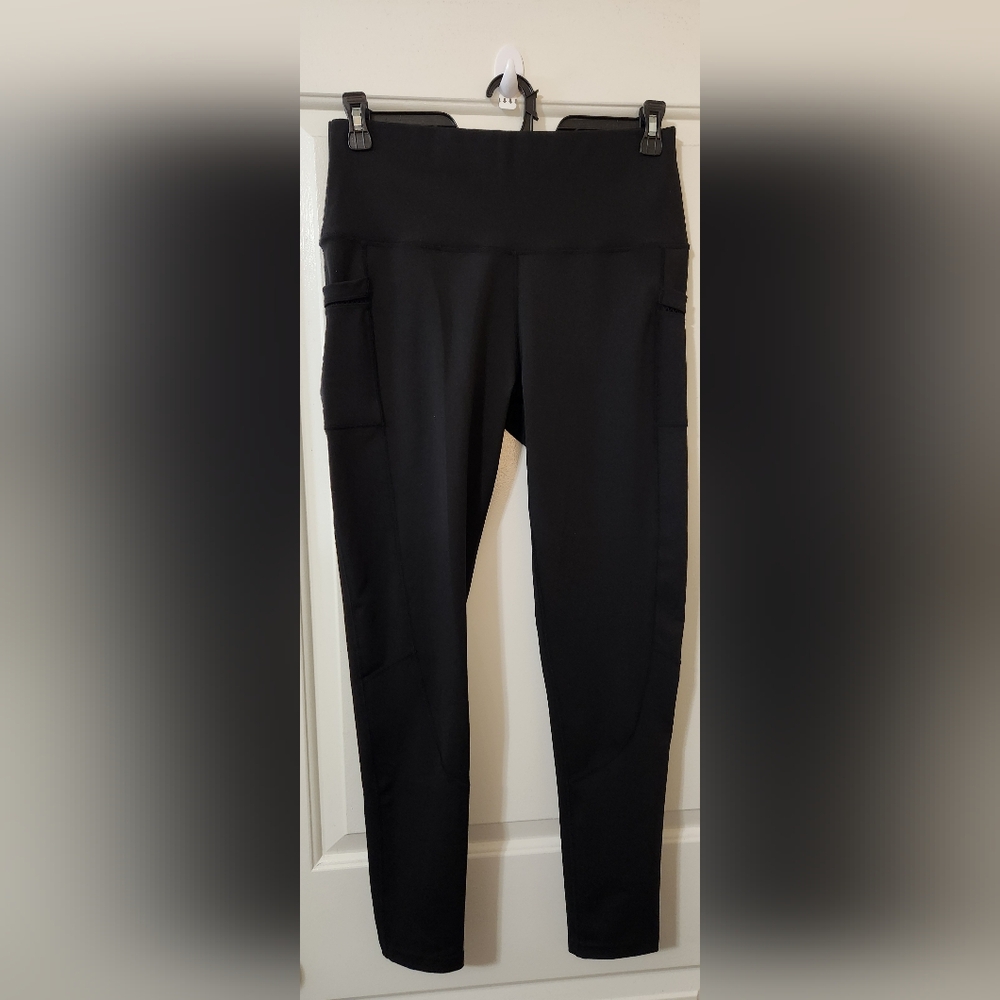 Classic Black High-Waist Athletic Leggings